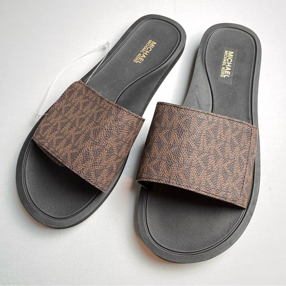 Michael Kors Women’s Secure Strap Slide Sandal Sz 7